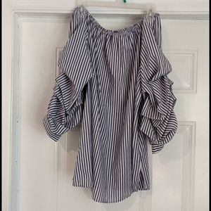 Ashley Stewart Flowy Top/Size 14/16